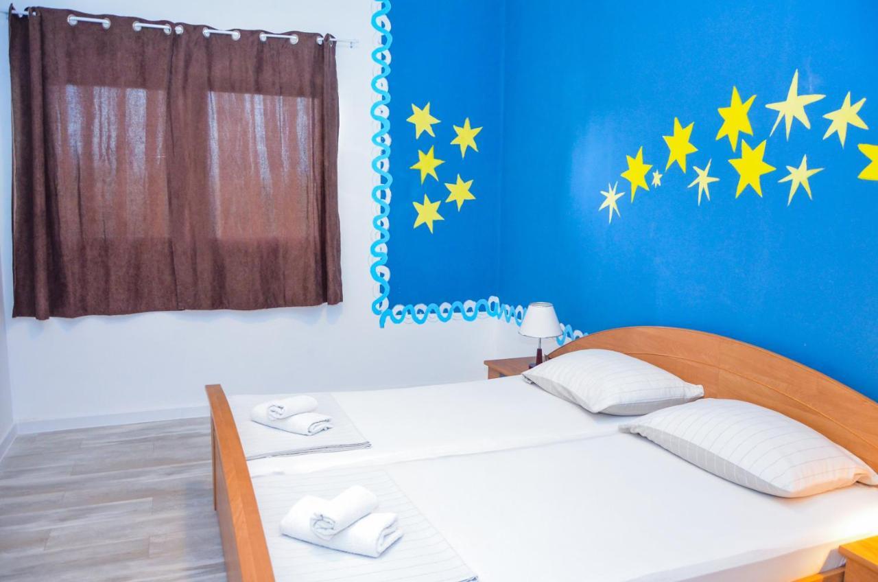 Apartments Pralija Mile Жаборич Екстериор снимка