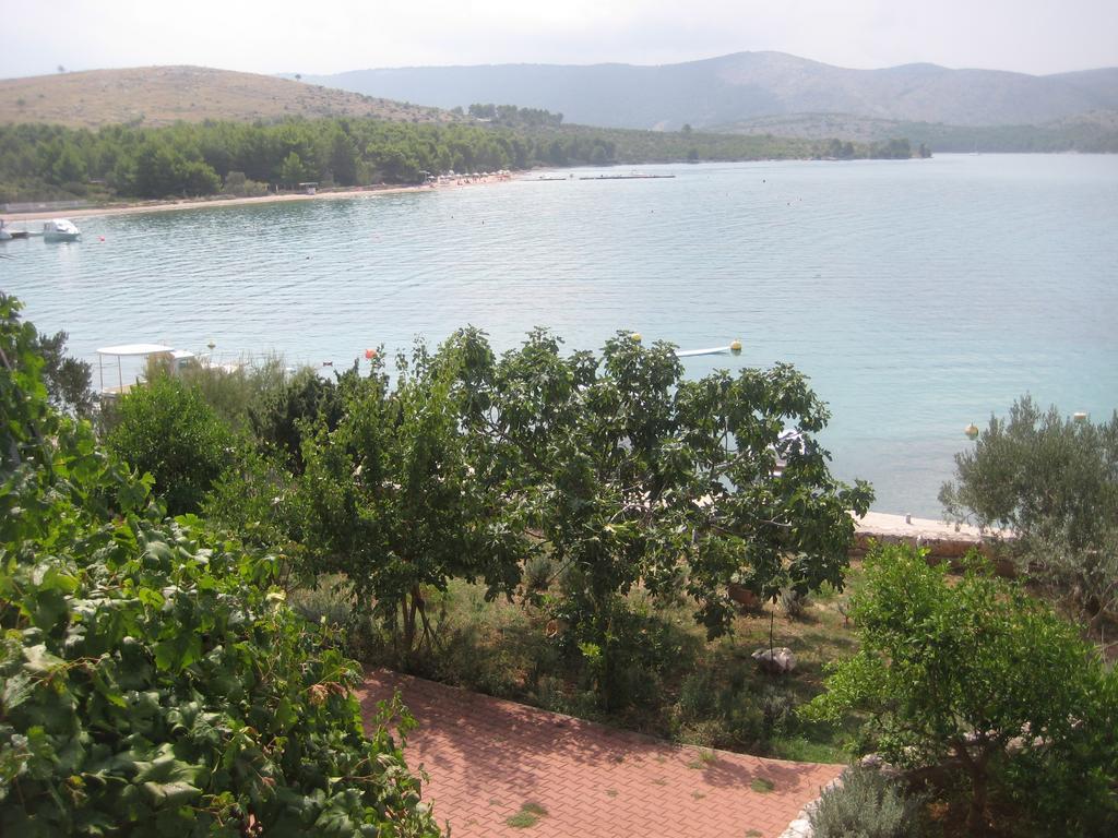 Apartments Pralija Mile Жаборич Екстериор снимка